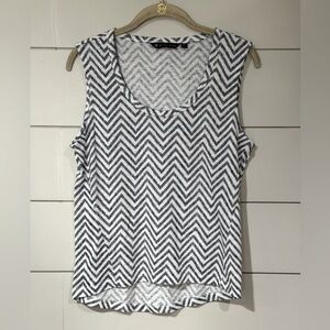 Athleta Breezy Blue and White Chevron Muscle Tank Size XS